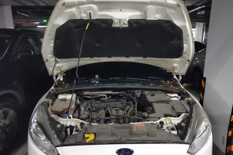 福特 福克斯 2017款 两厢 1.6L 手动舒适型智行版局部细节24