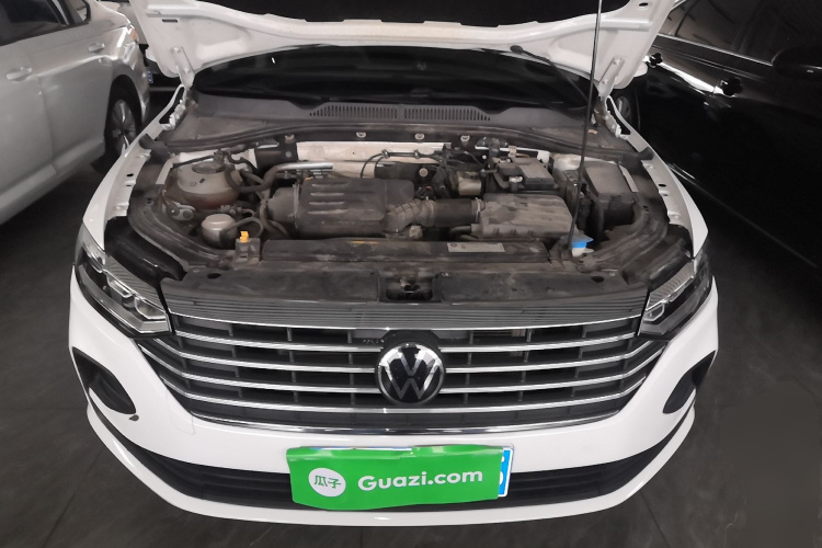 大众 朗逸 2023款 1.5L 自动得逸版机舱底盘24