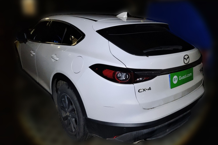 马自达CX-4 2020款 2.0L 自动两驱蓝天活力版车身外观5