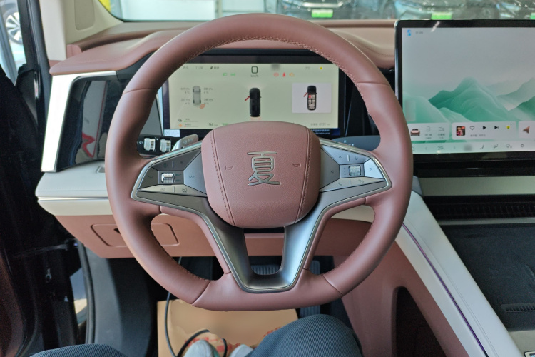 比亚迪 夏 2025款 DM-i 1.5T 180km 卓越型中控内饰13