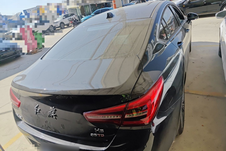红旗H5 2022款 经典款 1.8T 自动智联旗畅版车身外观6004