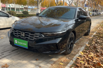 本田 雅阁 2025款 运动系列 260TURBO 豪华版