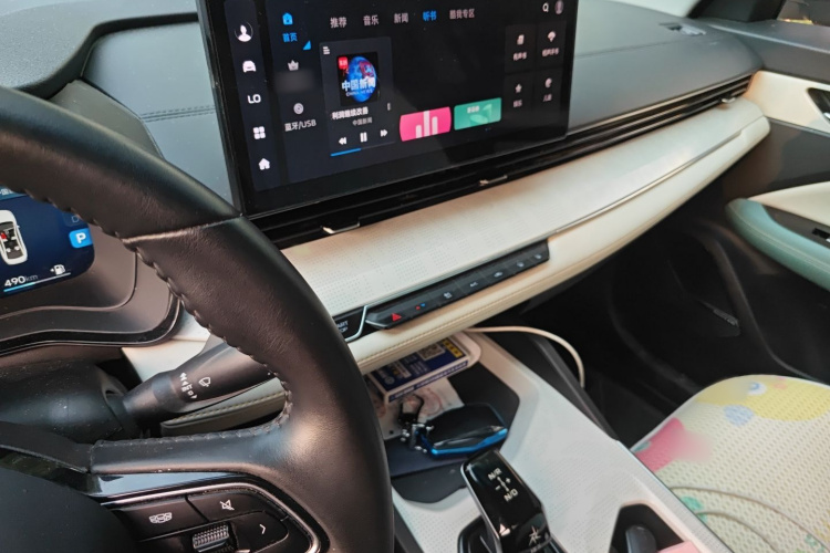 吉利汽车 帝豪L HiP 2022款 1.5TD-DHT Pro 100KM Super 迅局部细节16