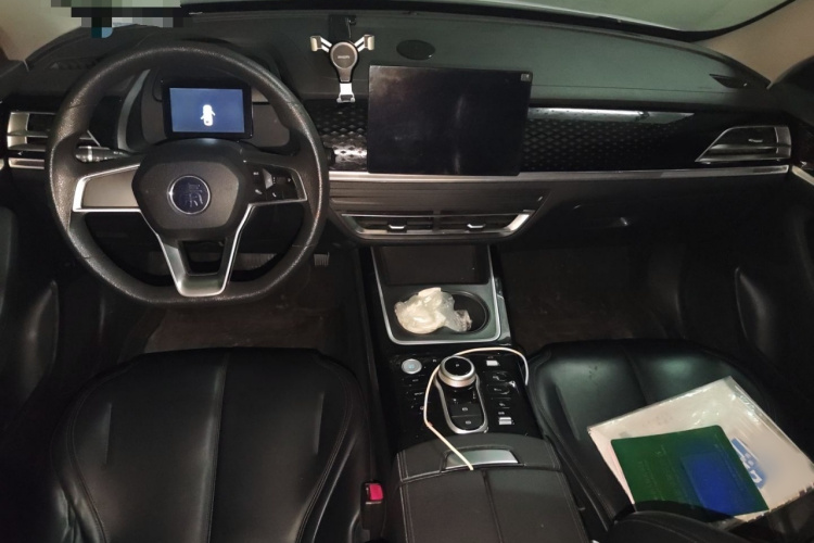 比亚迪 秦PLUS 2021款 EV 400KM 领畅版中控内饰7002