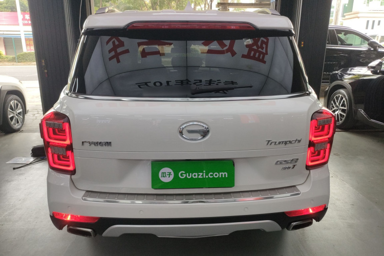 广汽传祺 传祺GS8 2017款 320T 两驱豪华智联版（七座）车身外观6