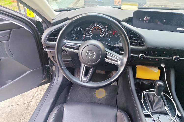 马自达3 昂克赛拉 2020款 2.0L 自动质雅版中控内饰13