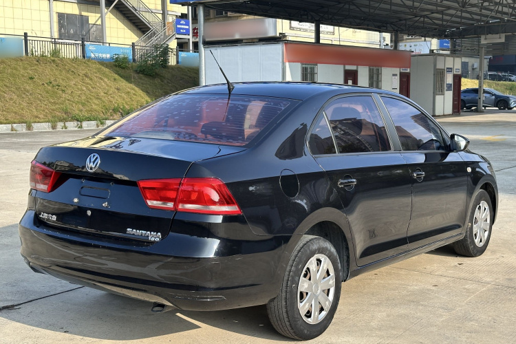 大众 桑塔纳 2015款 1.6L 手动风尚版车身外观6005