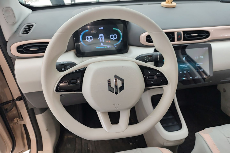 零跑汽车 零跑T03 2023款 403轻享版中控内饰13