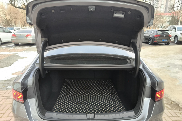 比亚迪 秦PLUS 2024款 荣耀版 EV 510KM领先型局部细节23