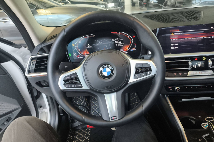 宝马3系 2022款 325Li M运动套装中控内饰13