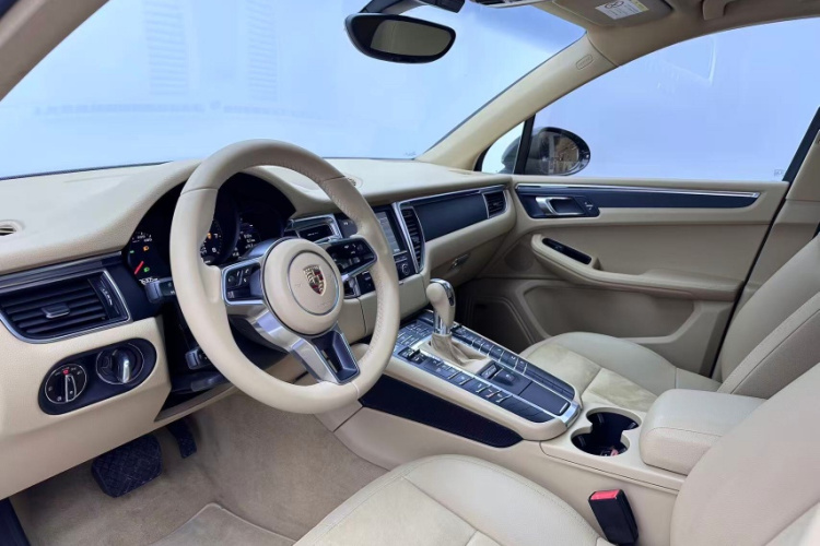 保时捷 2014款 Macan 2.0T中控内饰7004