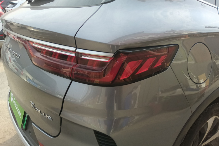 比亚迪 宋PLUS新能源 2021款 DM-i 110KM 旗舰PLUS车身外观9