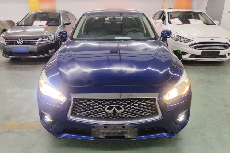 英菲尼迪Q50L 2018款 2.0T 舒适版 国V车身外观2