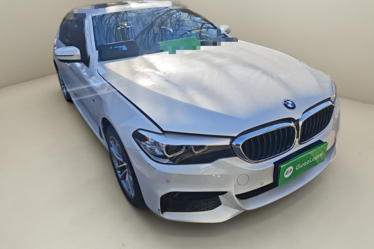 宝马5系 2019款 525Li M运动套装车身外观3