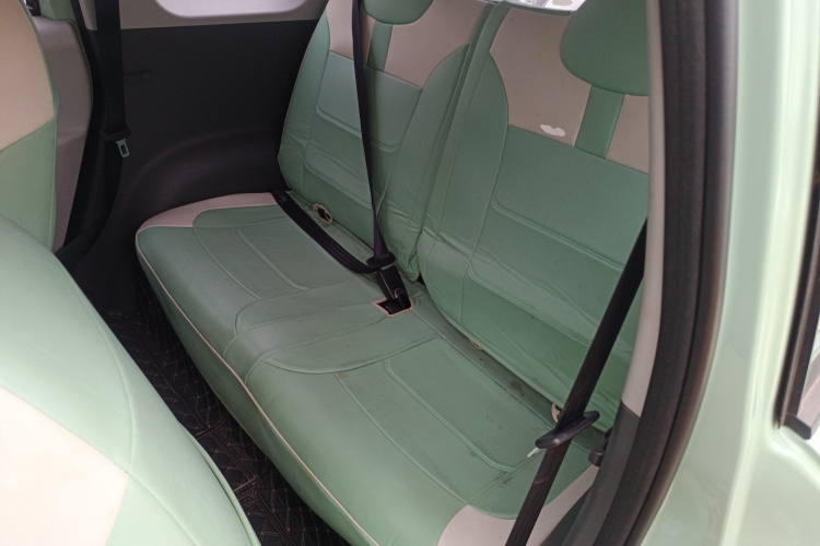 长安启源 长安Lumin 2022款 210km 香甜款中控内饰21