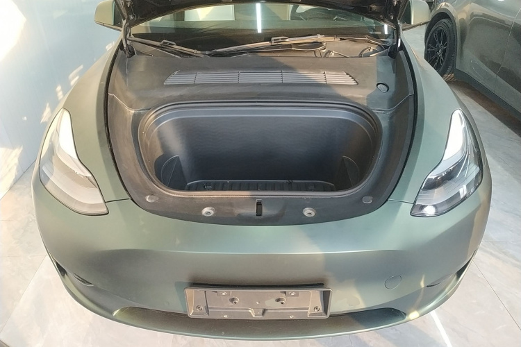 特斯拉 Model Y 2023款 后轮驱动版局部细节24