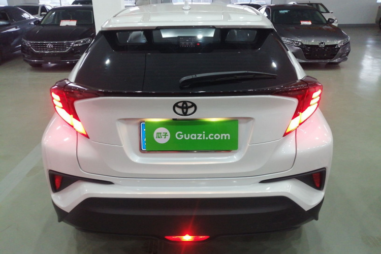 丰田C-HR 2021款 2.0L 豪华版车身外观6004