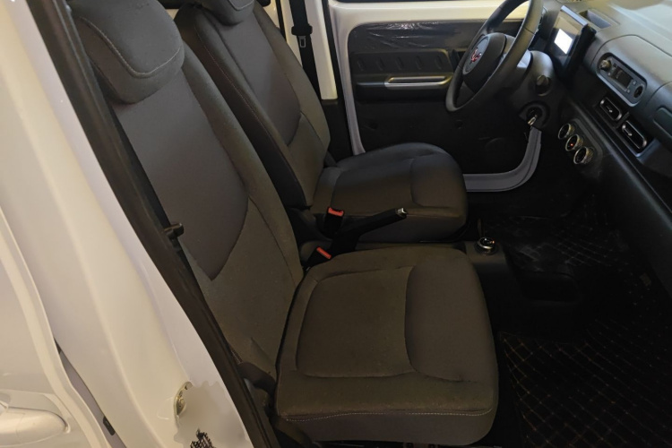 五菱汽车 五菱之光新能源 2025款 201km 舒适型局部细节41