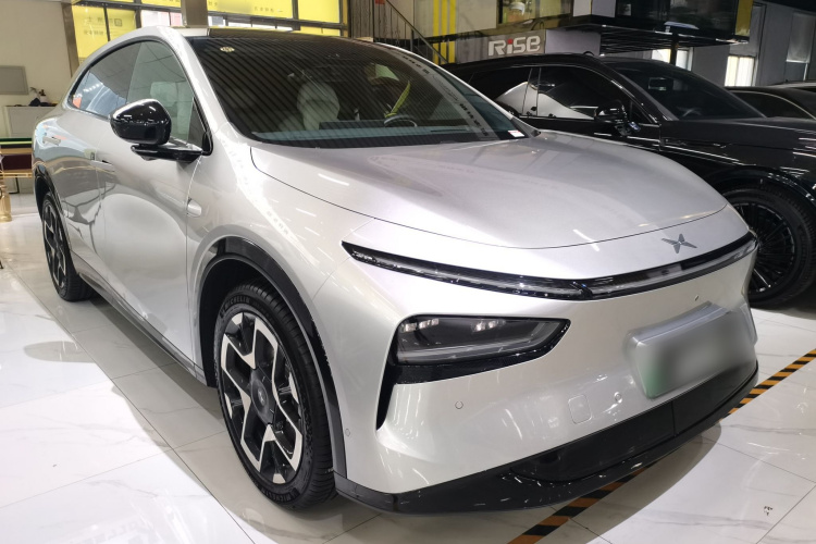 小鹏G7 2025款 702 超长续航 Ultra车身外观3