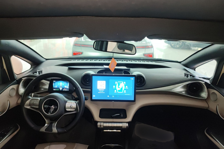 比亚迪 海豚 2023款 420km 时尚版中控内饰12