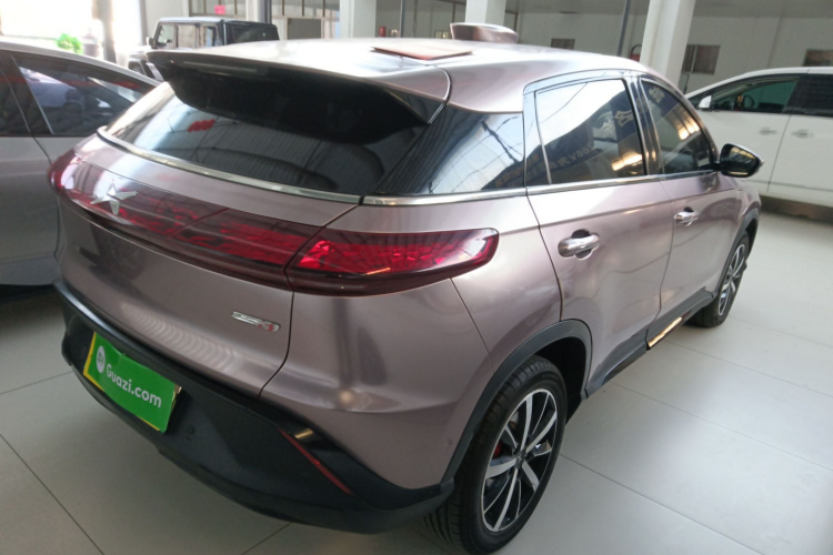 小鹏G3 2019款 尊享版车身外观7