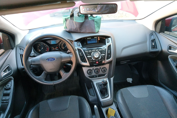 福特 福克斯 2012款 两厢 1.6L 手动舒适型中控内饰12