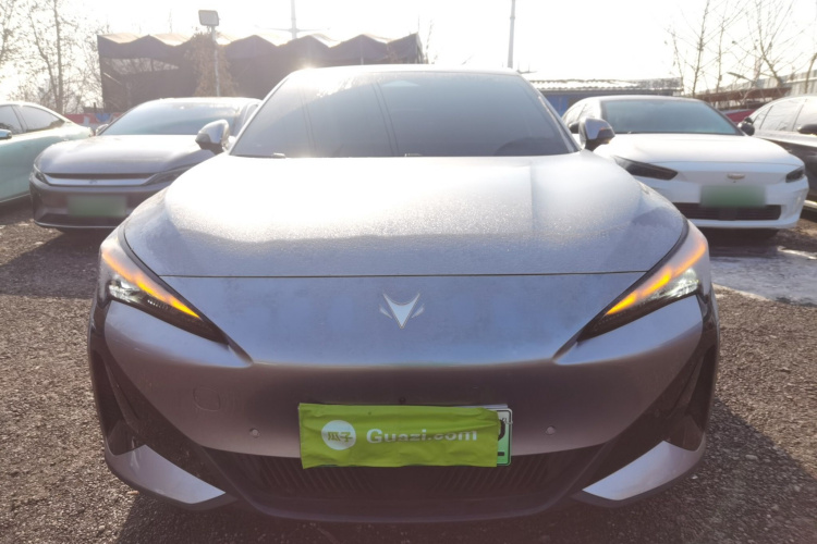 ARCFOX极狐 极狐 阿尔法S5 2025款 改款 560PRO 185kW车身外观2