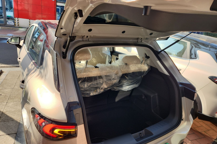 五菱汽车 缤果S 2025款 325km 尊享款机舱底盘23