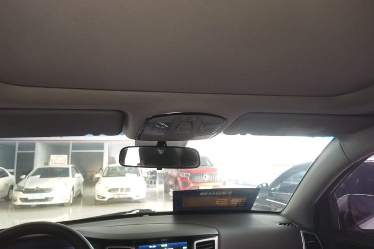 现代 途胜 2015款 1.6T 双离合两驱智能型中控内饰22