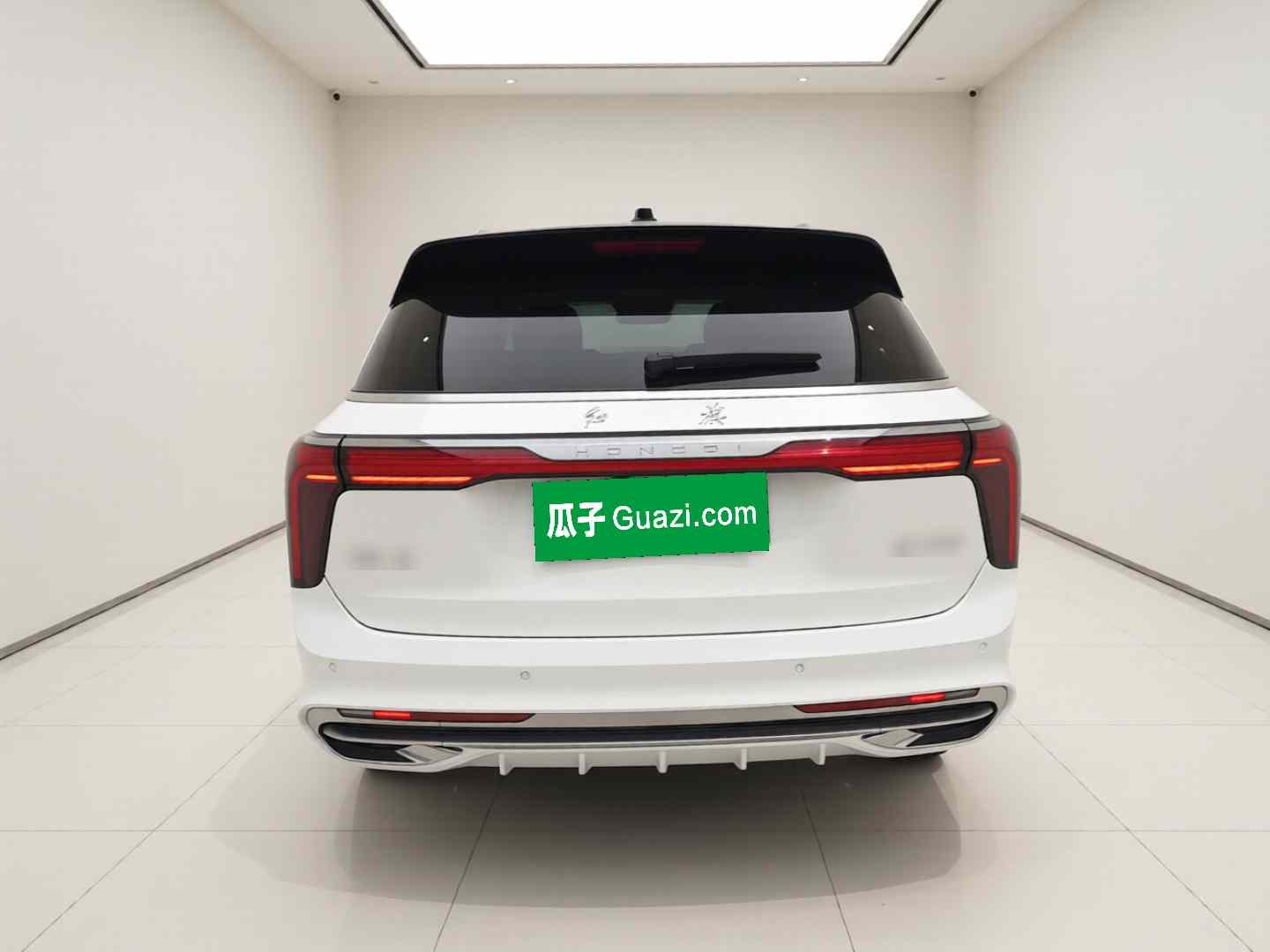 红旗E-HS9 2022款 690km 旗享版 六座(3)