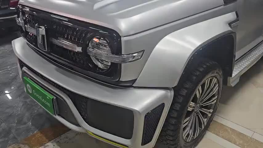 超境汽车 共创坦克300 2021款 2.0T 赛博坦克实拍1