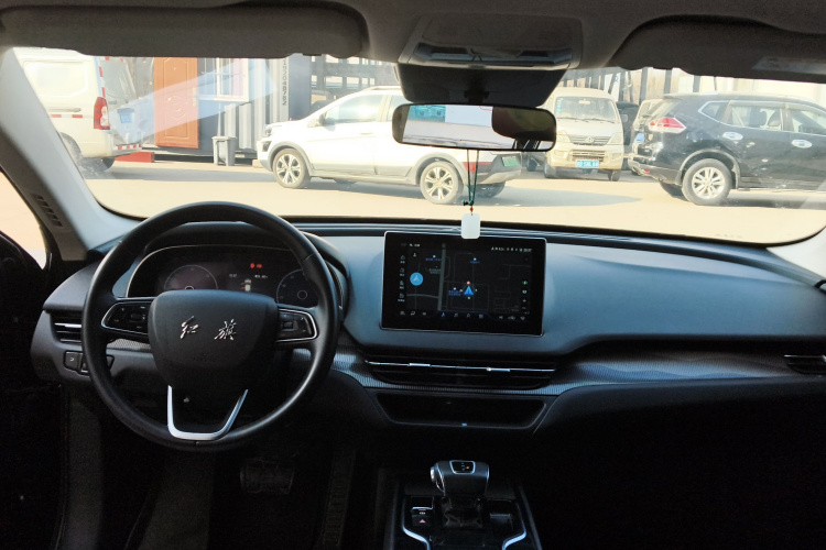 红旗E-QM5 2023款 基础出行版中控内饰7002