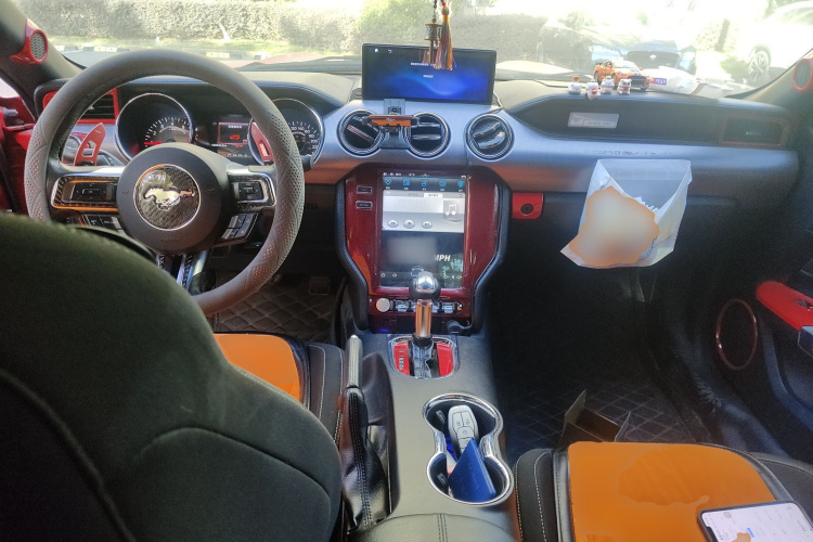 福特 Mustang 2017款 2.3T 性能版中控内饰12