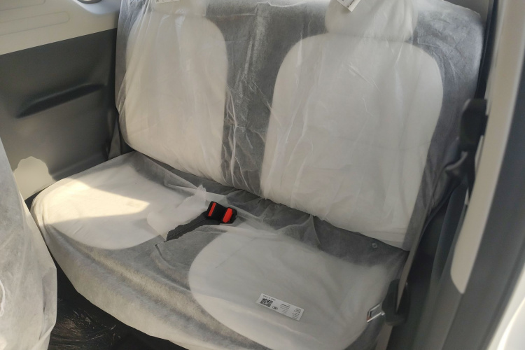 吉利银河 熊猫 2025款 210km 元气熊中控内饰21