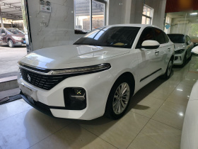 宝骏RC-5 2020款 1.5T CVT智耀豪华型