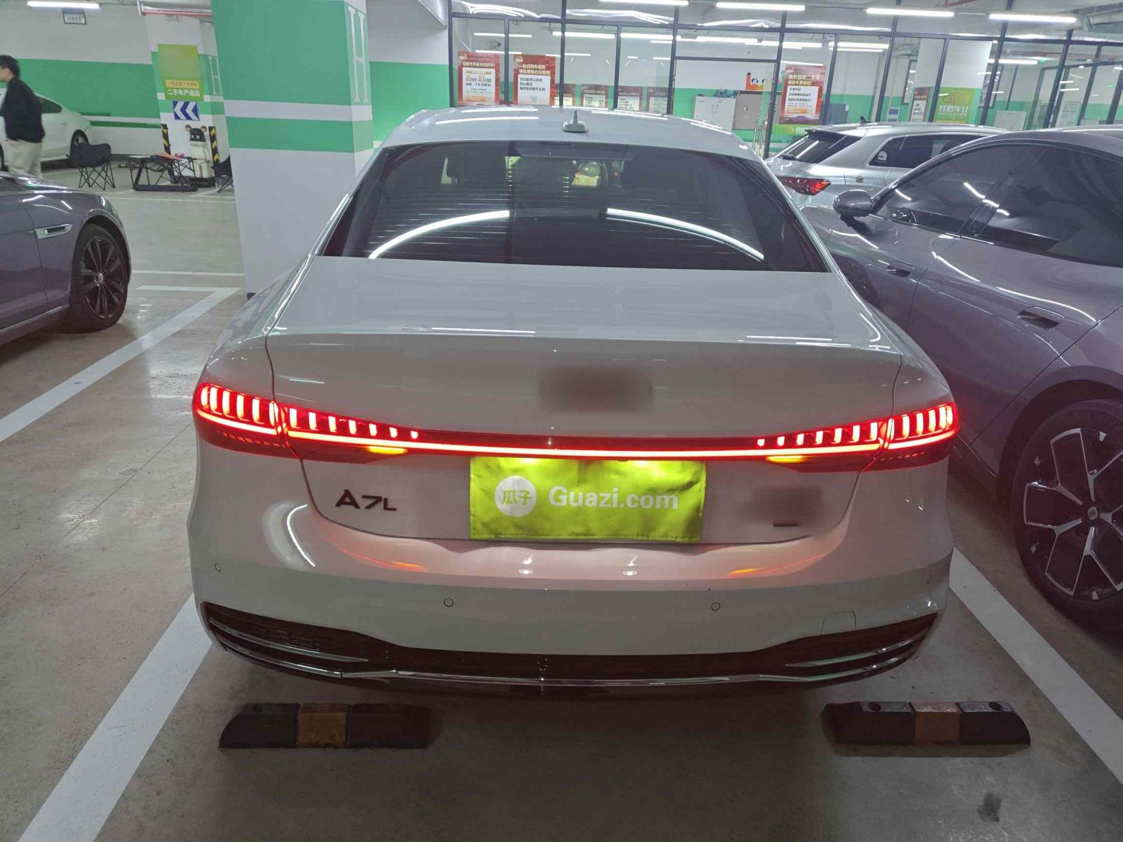 奥迪A7L 2022款 45 TFSI quattro S-line 圣骑士(4)