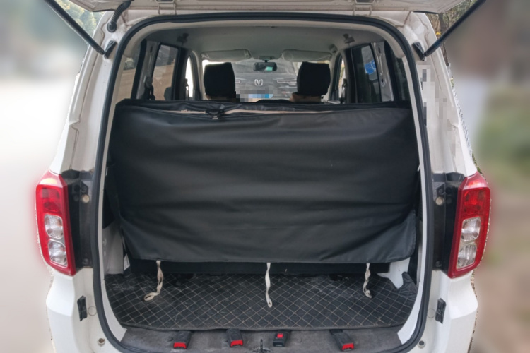 五菱汽车 五菱宏光 2019款 1.5L S基本型国VI LAR中控内饰23