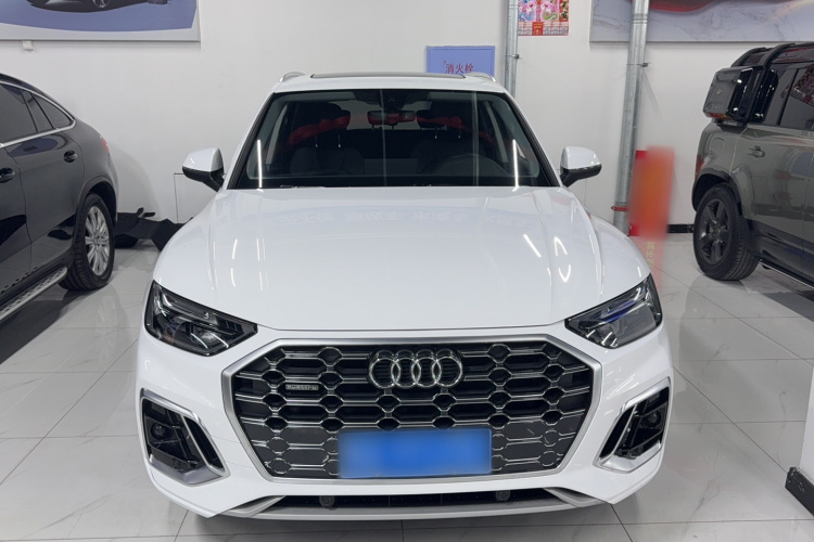 奥迪Q5L 2022款 40T 豪华动感型车身外观6001