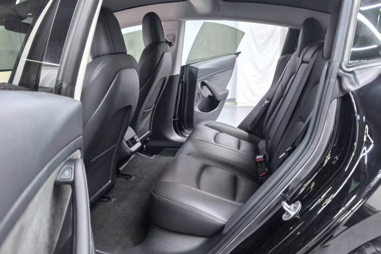 特斯拉 Model 3 2022款 后轮驱动版中控内饰7003