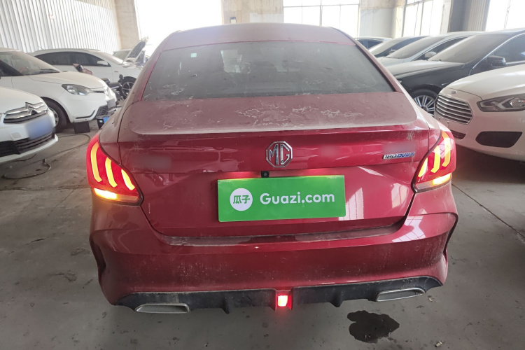 名爵 MG5 2022款 180DVVT CVT青春豪华版车身外观6