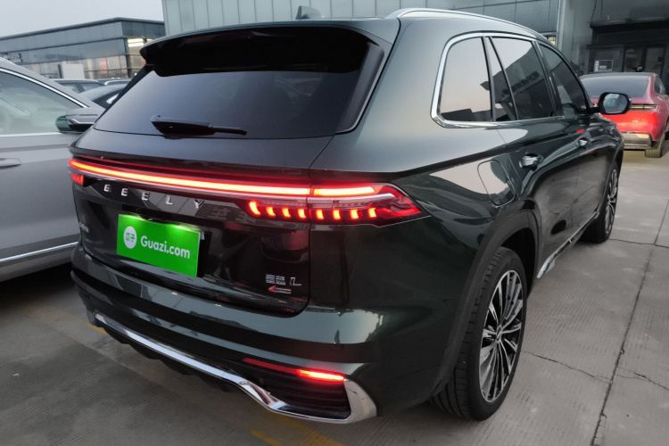 吉利汽车 星越L 2025款 东方曜 2.0TD 自动四驱望月版车身外观7