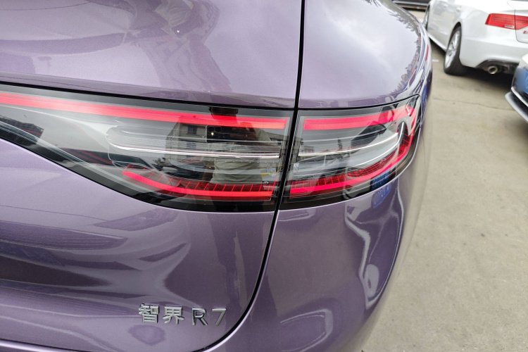 鸿蒙智行 智界R7 2024款 纯电 667km Max车身外观6001