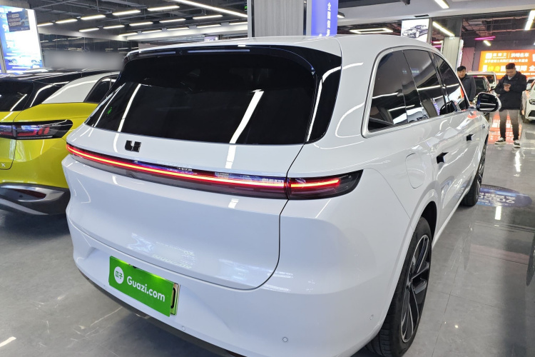 理想汽车 理想L6 2024款 Pro车身外观7