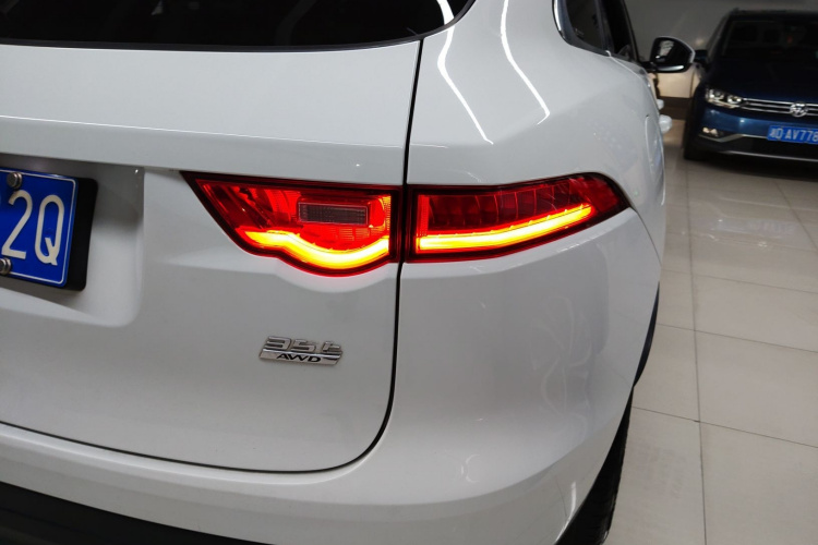 捷豹F-PACE 2016款 3.0 SC 四驱R-Sport运动版车身外观6006