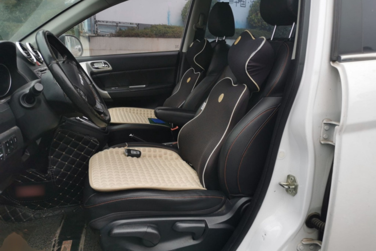 哈弗H6 2016款 升级版 1.5T 自动两驱精英型中控内饰19