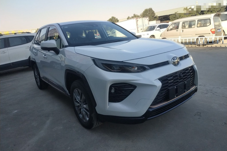 丰田 威兰达 2024款 2.0L CVT两驱都市版车身外观3