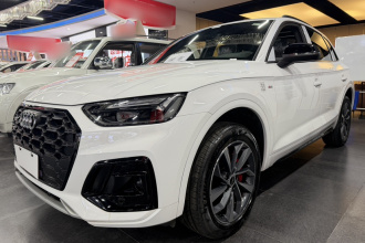 奥迪Q5L 2024款 40 TFSI 豪华动感型