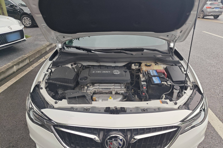 别克 英朗 2021款 改款 典范 1.5L 自动精英型局部细节24