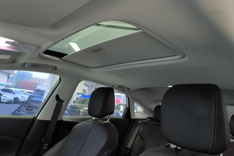 别克 威朗 2023款 Pro 乐享版中控内饰22