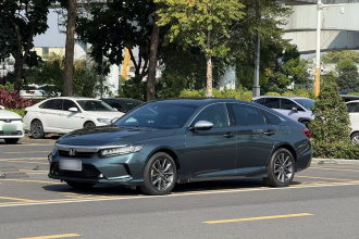 本田 英仕派 2022款 260TURBO 精致版